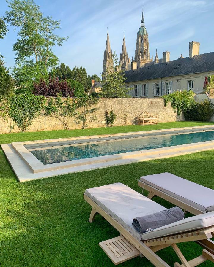 Le Tardif, Noble Guesthouse Bayeux Eksteriør billede